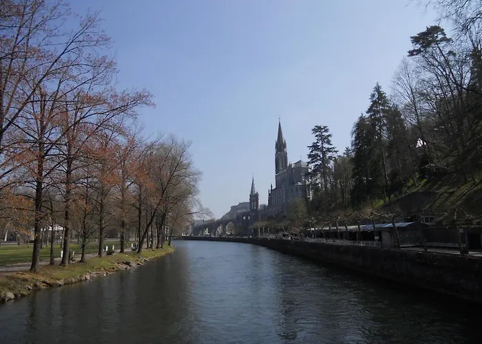 La Régence 2* Lourdes